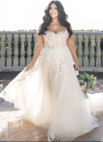 C2023-PSA88 - sleeveless plus size a-line lace wedding gown