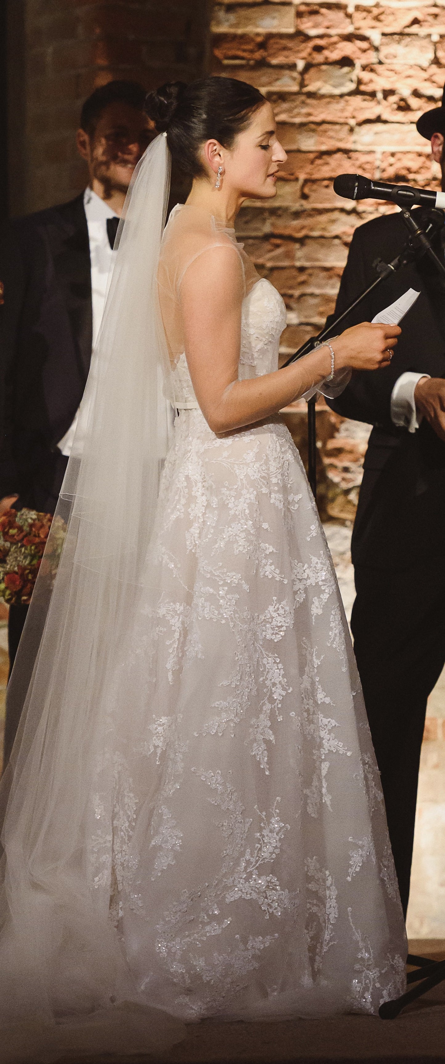 C2023-SA34 - strapless a-line lace wedding gown