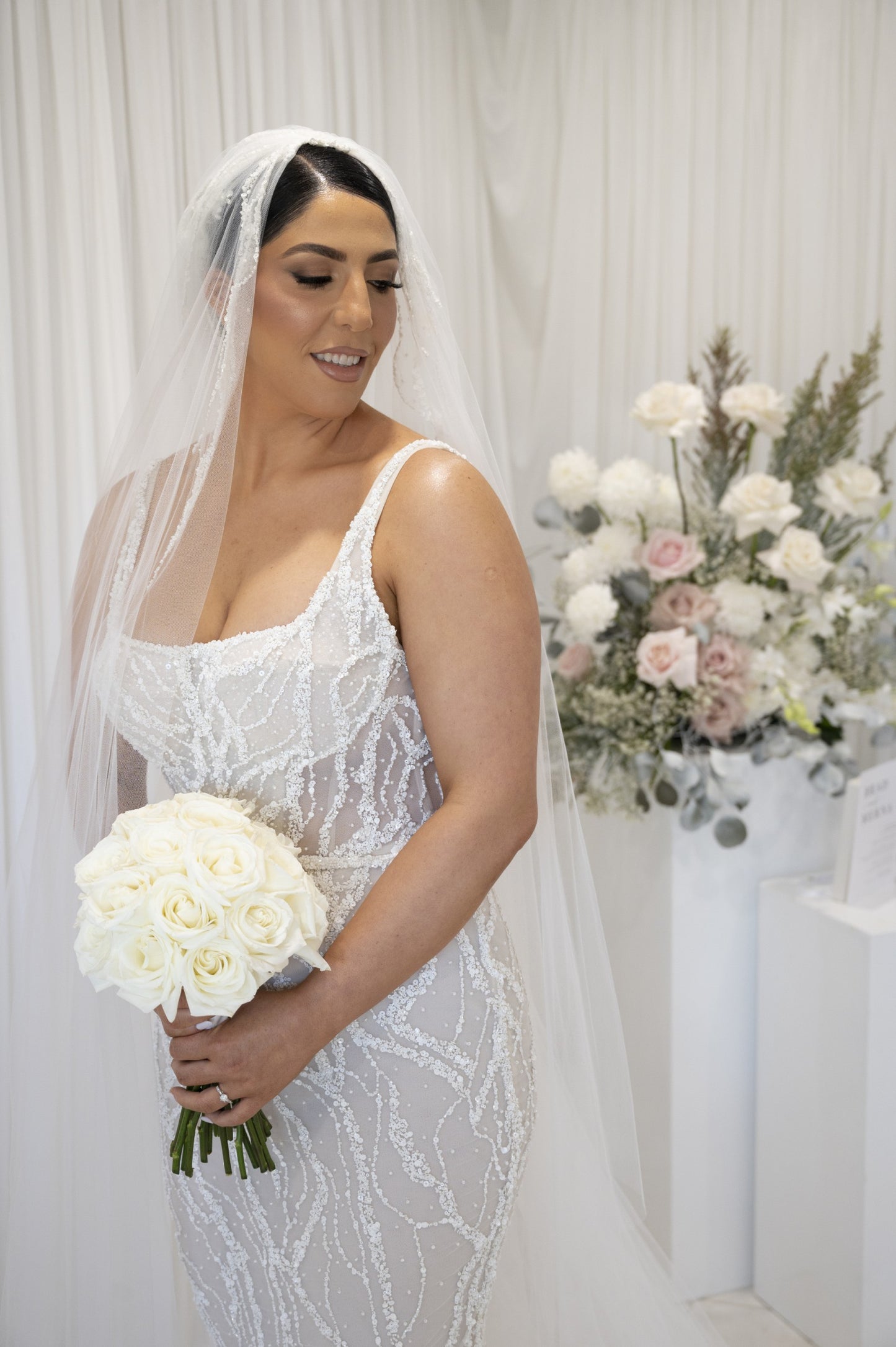 C2023-SN654 - sleeveless scoop neck beaded wedding gown with veil