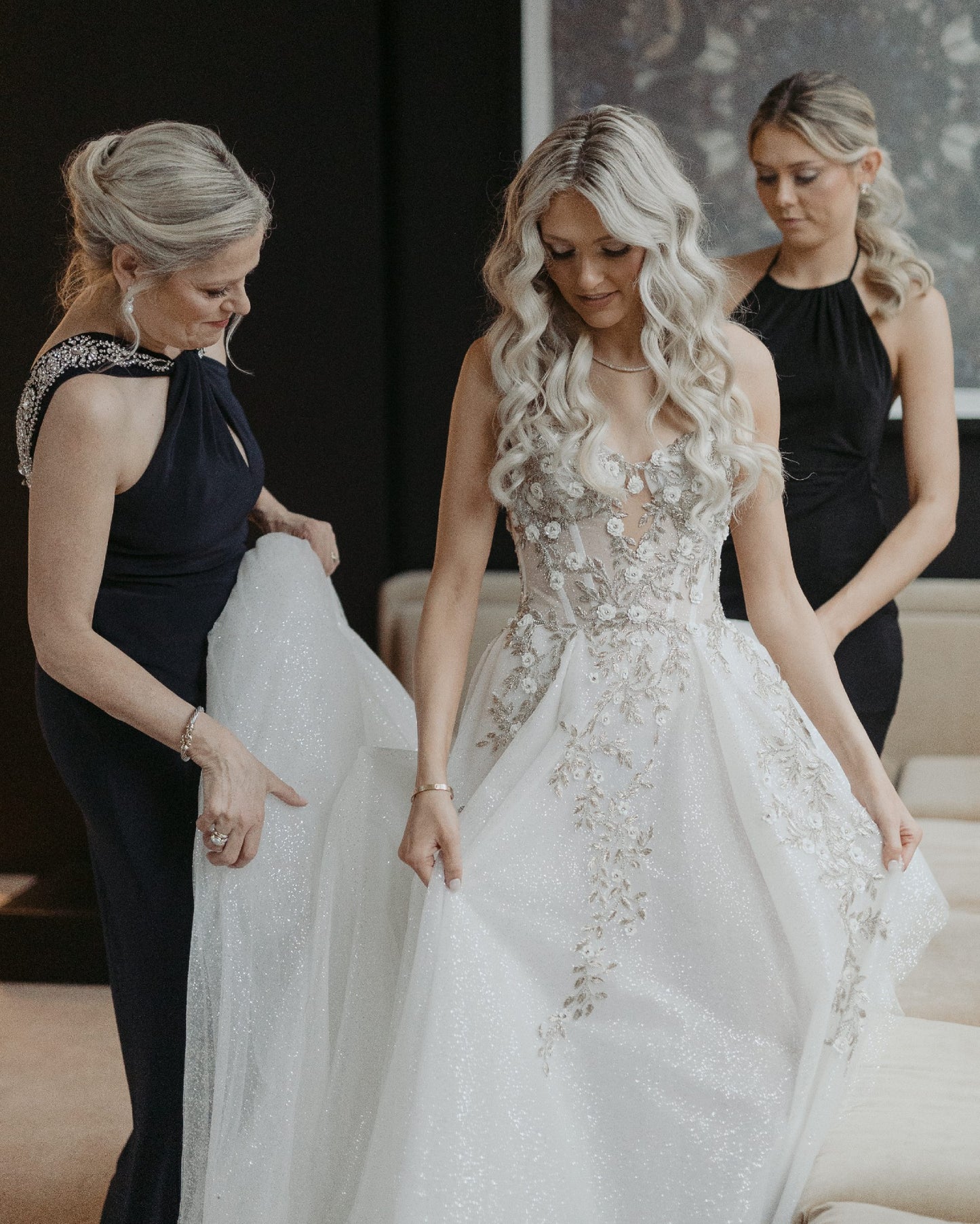 C2023-SA50w - two tone 3D embroidered a-line style beaded wedding gown