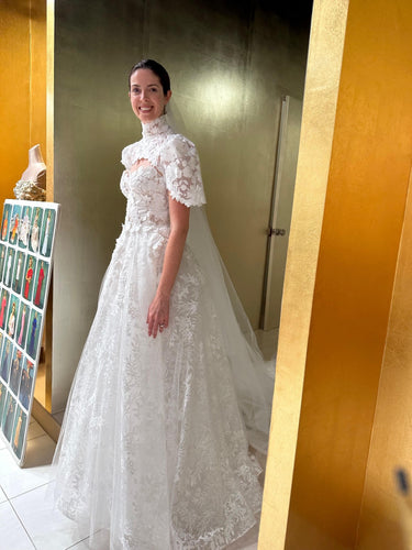 C2023-SS924 - short sleeve keyhole back wedding gown with high collar