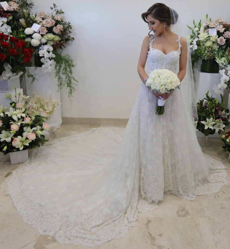 C2023-LA84A - vestido de novia evasé, sin mangas, con cuello abierto y tirantes de encaje