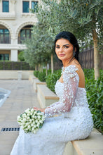 C2023-LSS62 - Vestido de novia de manga larga transparente con pedrería