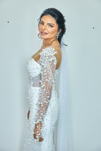 C2023-LSS62 - Vestido de novia de manga larga transparente con pedrería