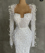 C2023-LSS62 - Vestido de novia de manga larga transparente con pedrería