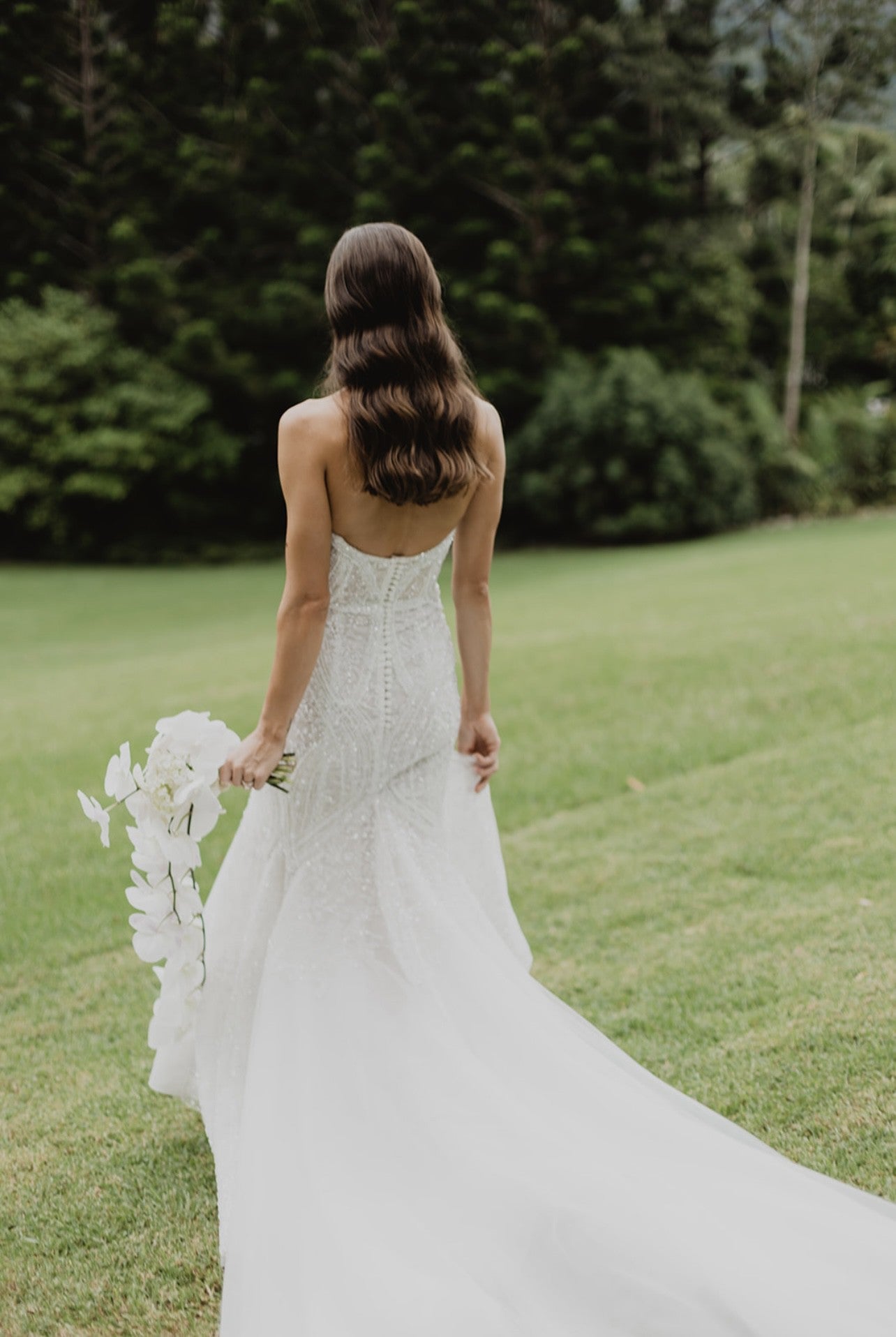 C2023-SS68L - strapless sweetheart beaded embroidery lace wedding gown with detachable long sleeves