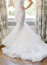 C2023-FFs57 - robe de mariée ajustée et évasée à bretelles fines et perles