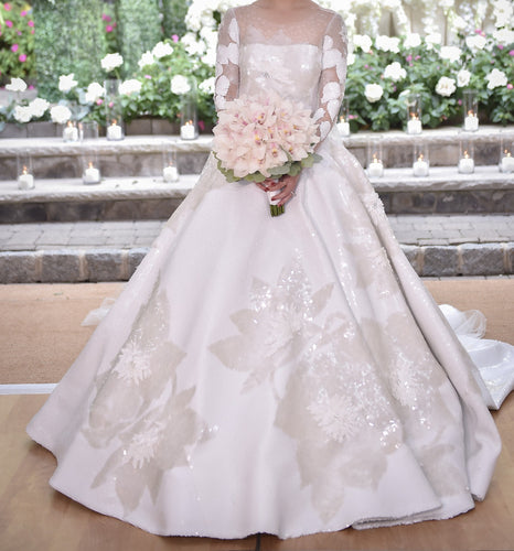 C2023-LSB33 - Vestido de novia de manga larga con escote ilusión transparente