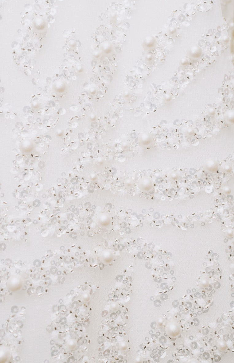 C2023-OSB37 - robe de mariée robe de bal perlée grande taille à épaules dénudées