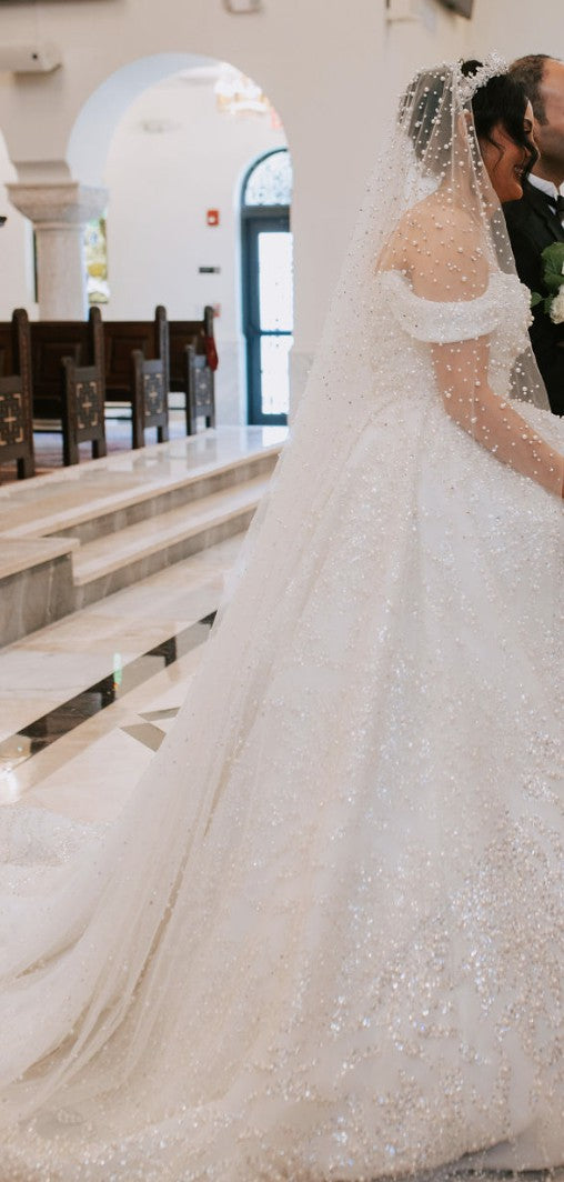 C2023-OSB37 - robe de mariée robe de bal perlée grande taille à épaules dénudées