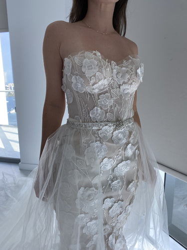 C2023-FS3617 - vestido de novia ajustado sin tirantes con sobrefalda desmontable