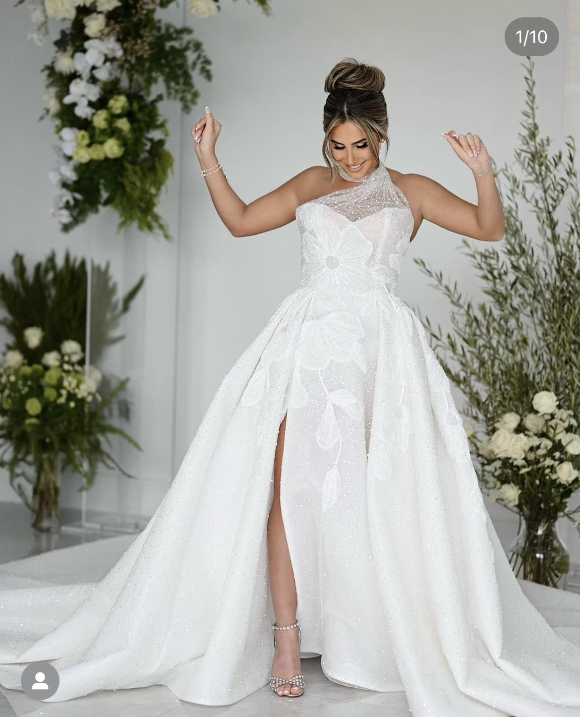 C2023-HBG28 - robe de mariée robe de bal sans manches avec décolleté dos nu et fente