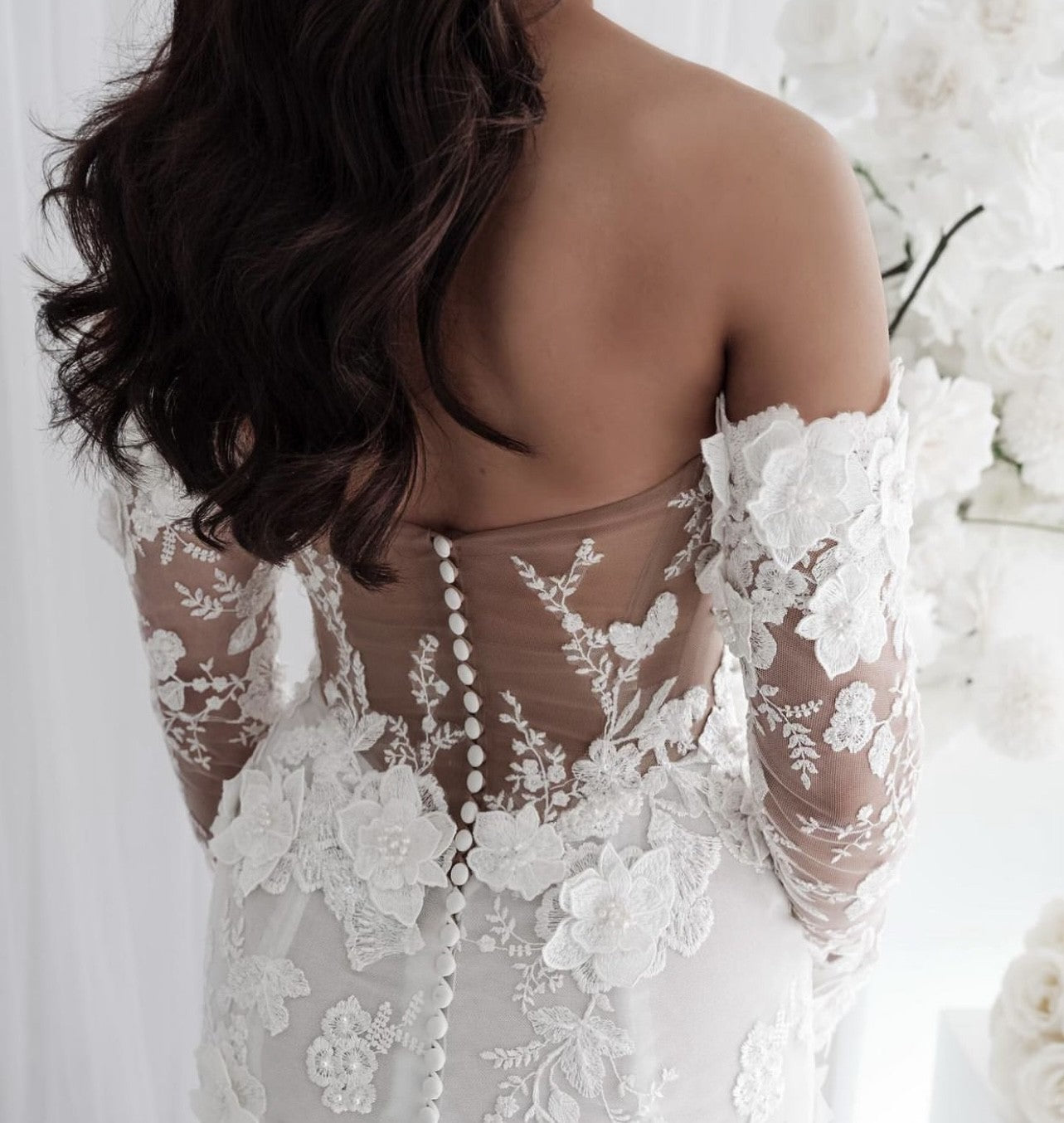 C2024-LS773 - vestido de novia de encaje sin tirantes con mangas largas transparentes desmontables