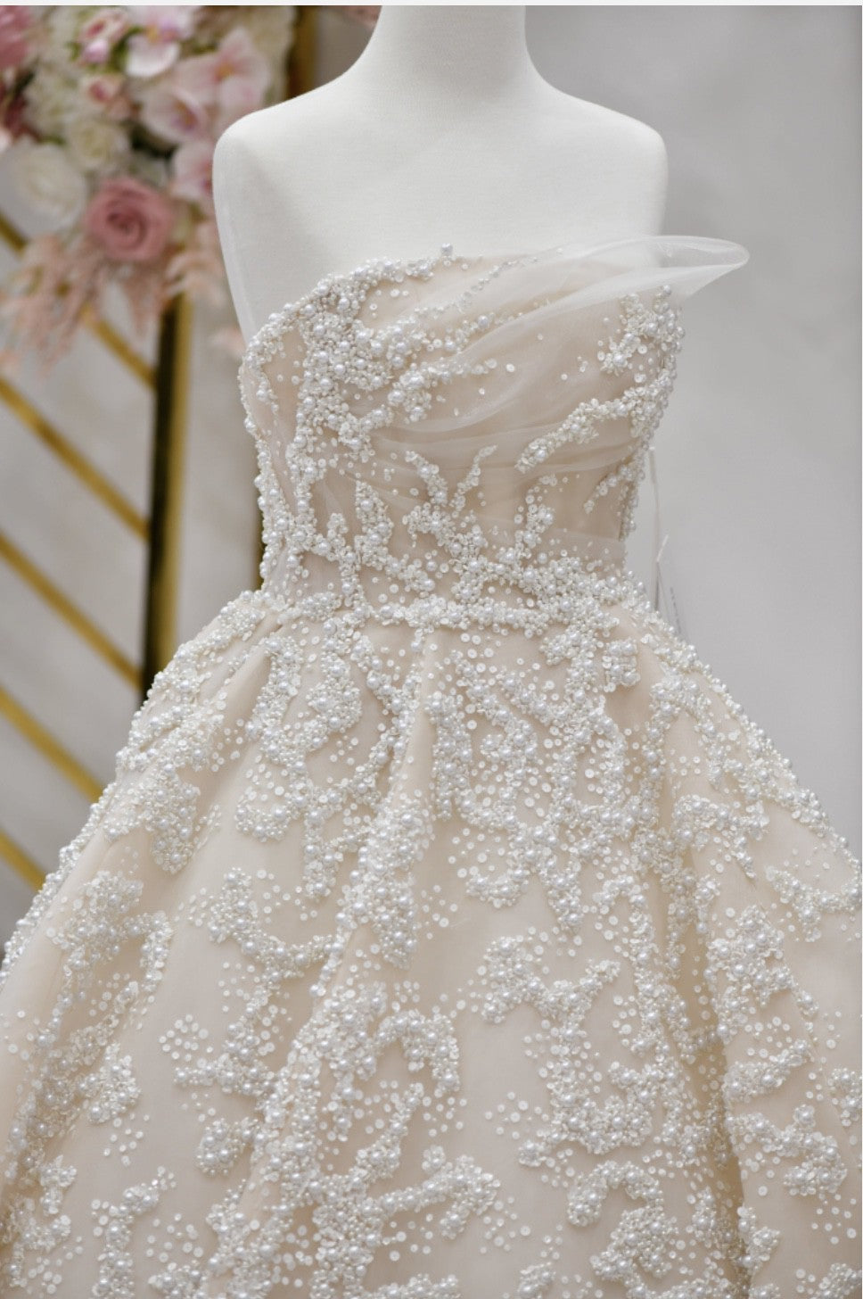 C2024-BG792 - Robe de mariée bustier robe de bal avec traîne cathédrale