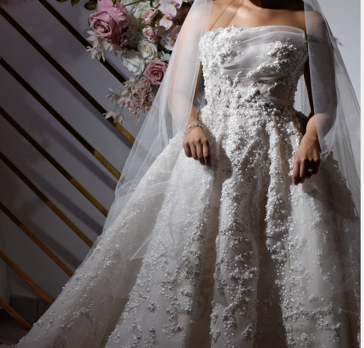 C2024-BG792 - Robe de mariée bustier robe de bal avec traîne cathédrale