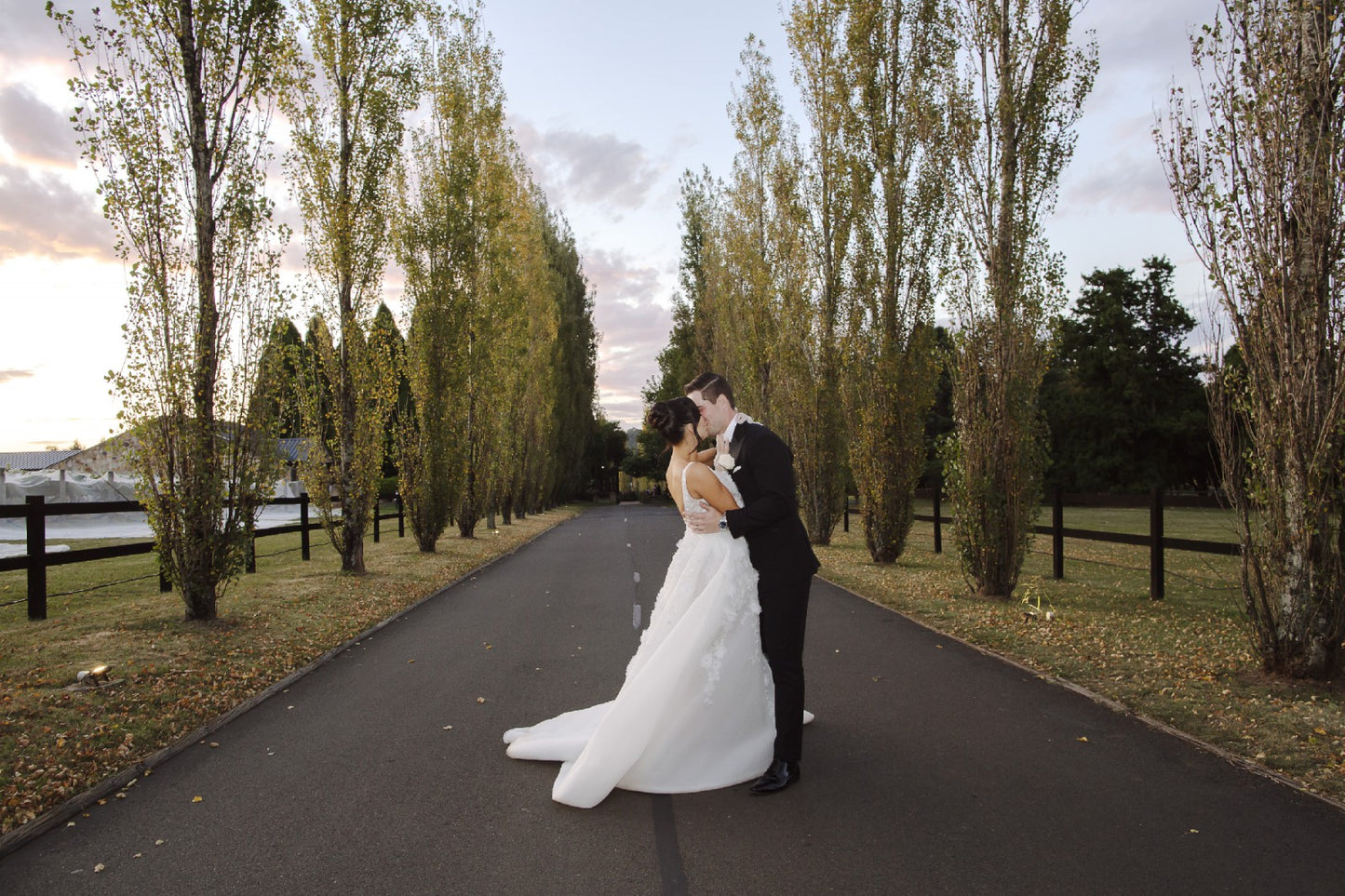 C2024-VBG53S - sleeveless v-neck bust wedding ball gown with leg split