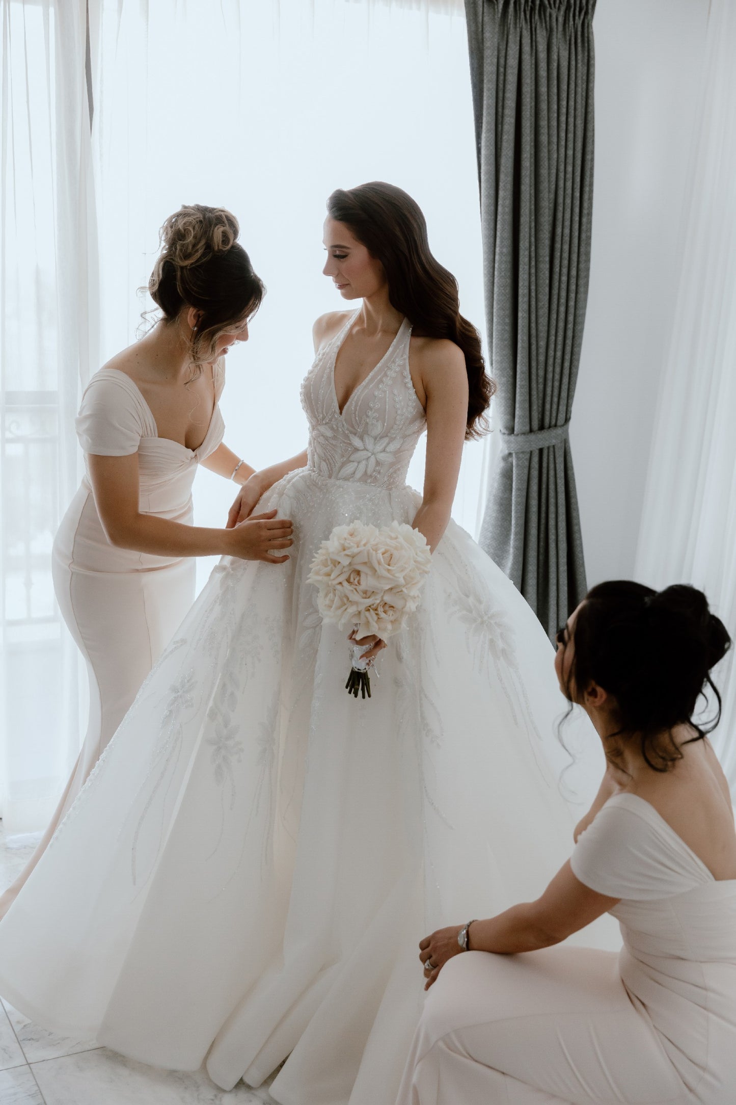 C2024-HB115 - backless halter wedding dress with v-neck and a-line ball gown skirt