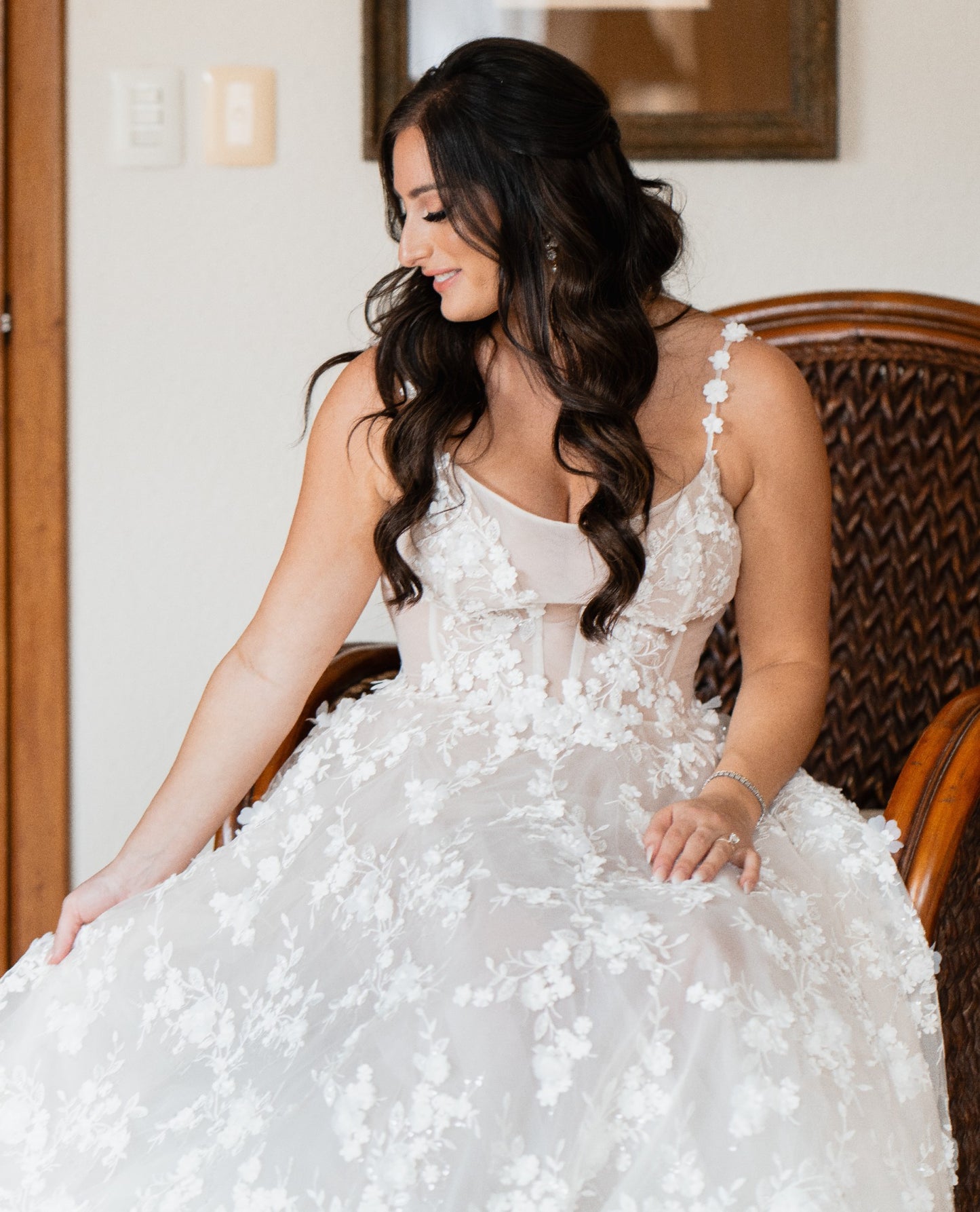 C2024-PS441 - Robe de mariée trapèze grande taille avec bretelles et décolleté dégagé