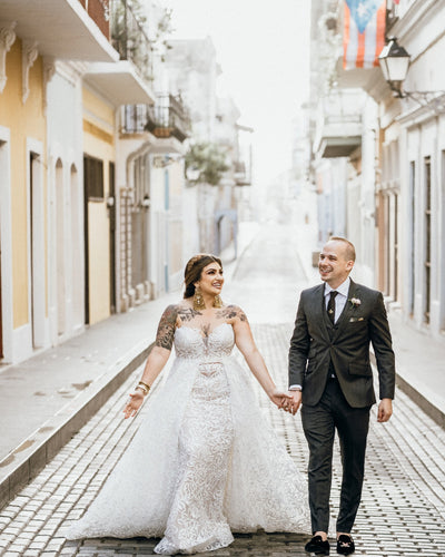 C2024-PS511 - Vestido de novia de talla grande sin tirantes con corte imperio y cola de falda desmontable