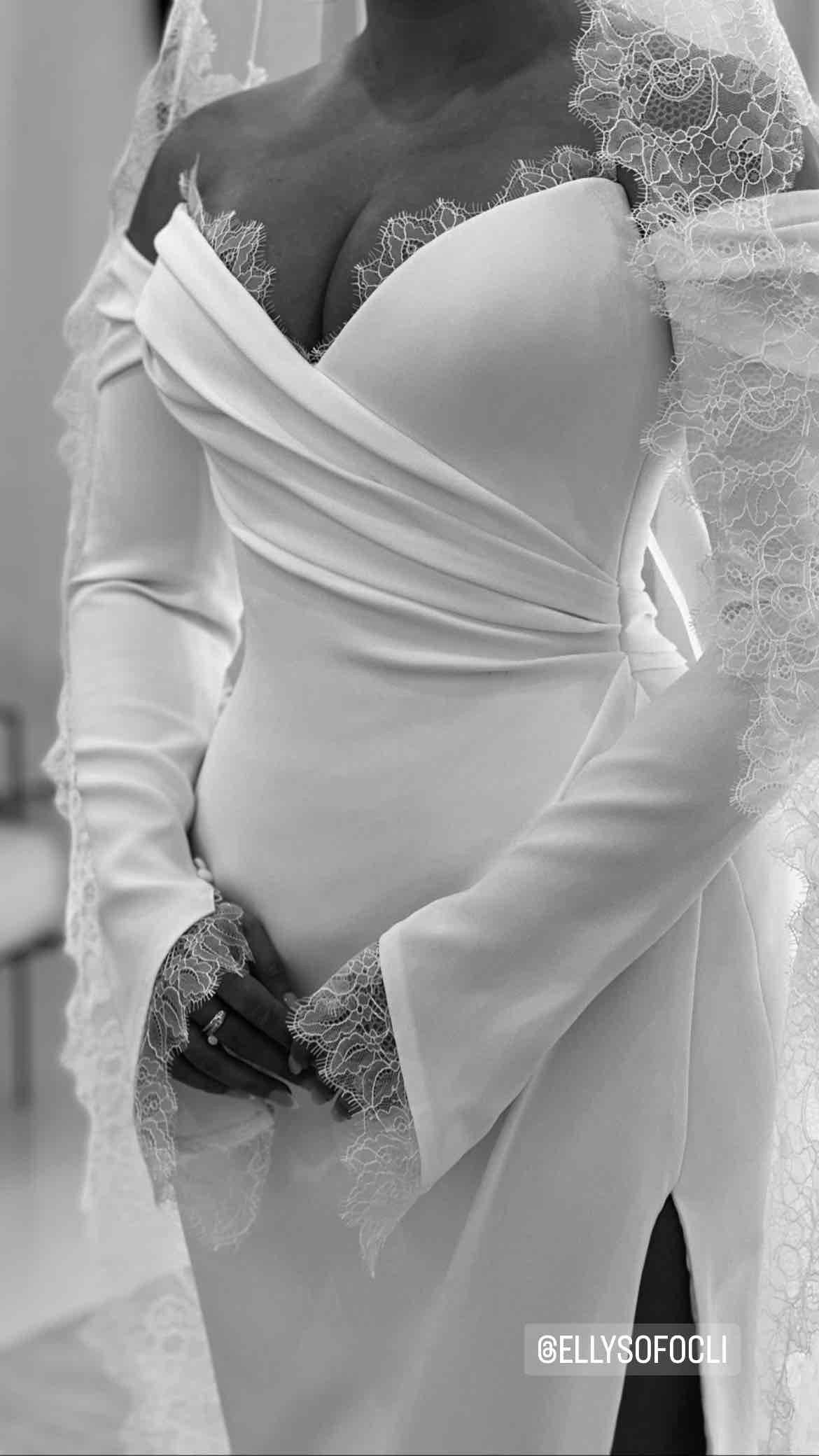 C2024-ES14 - off the shoulder ruched wedding gown