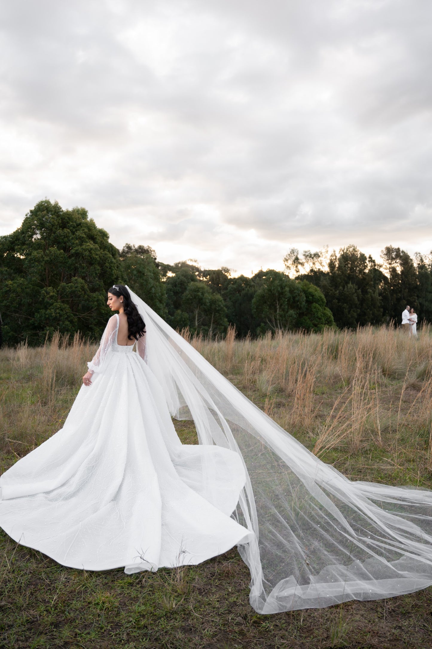 C2024-NAL404 - square neck wedding gown with detachable sheer long bishop sleeves