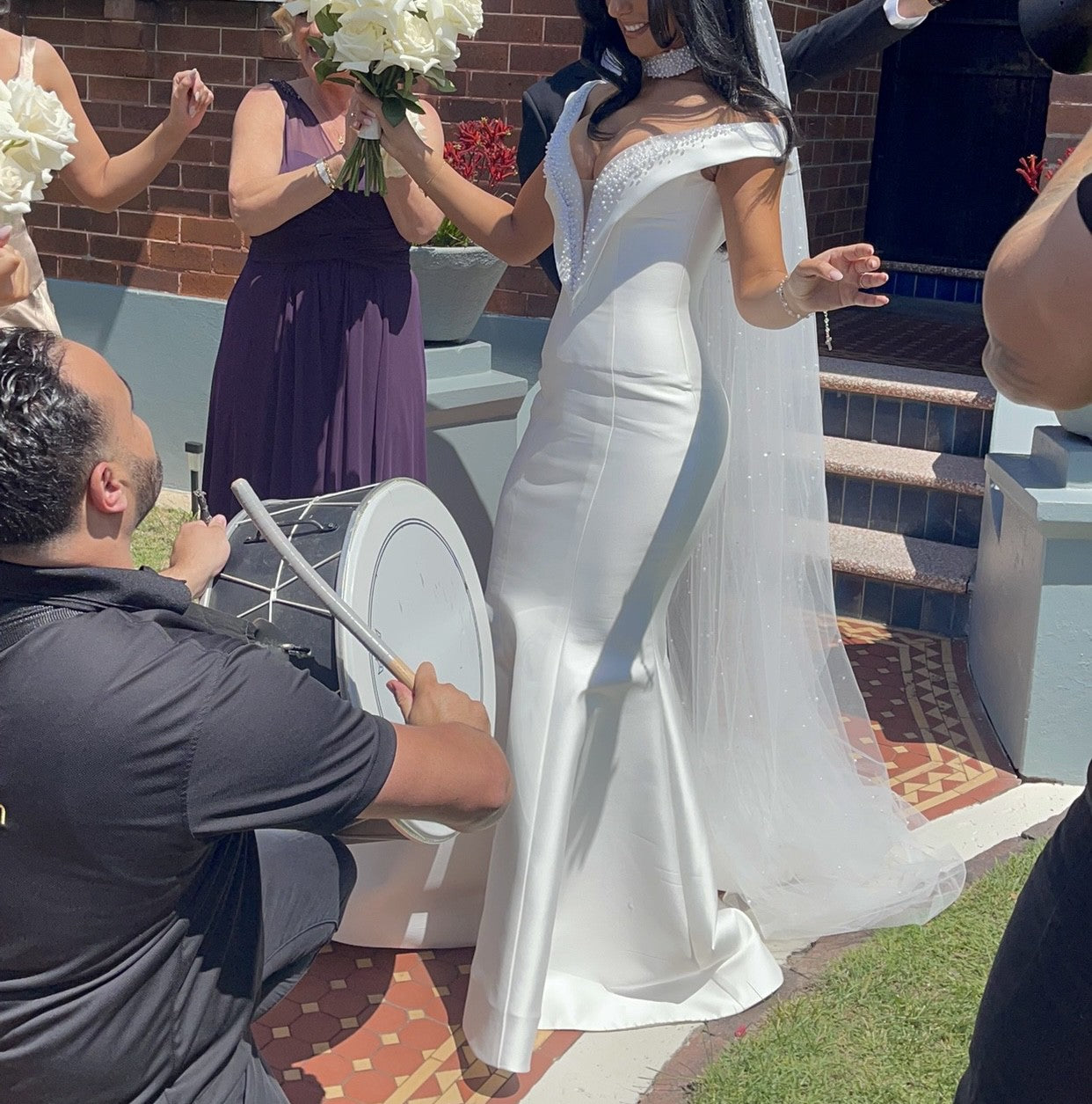 C2024-LGS77 - off the shoulder fitted wedding gown