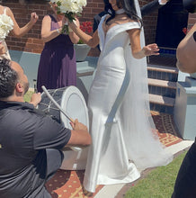 C2024-LGS77 - off the shoulder fitted wedding gown