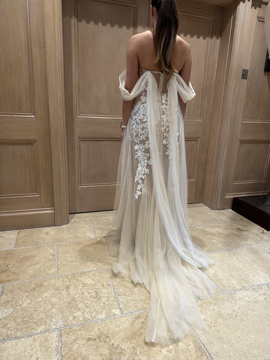 C2021-BPP106 - strapless embroidered wedding gown