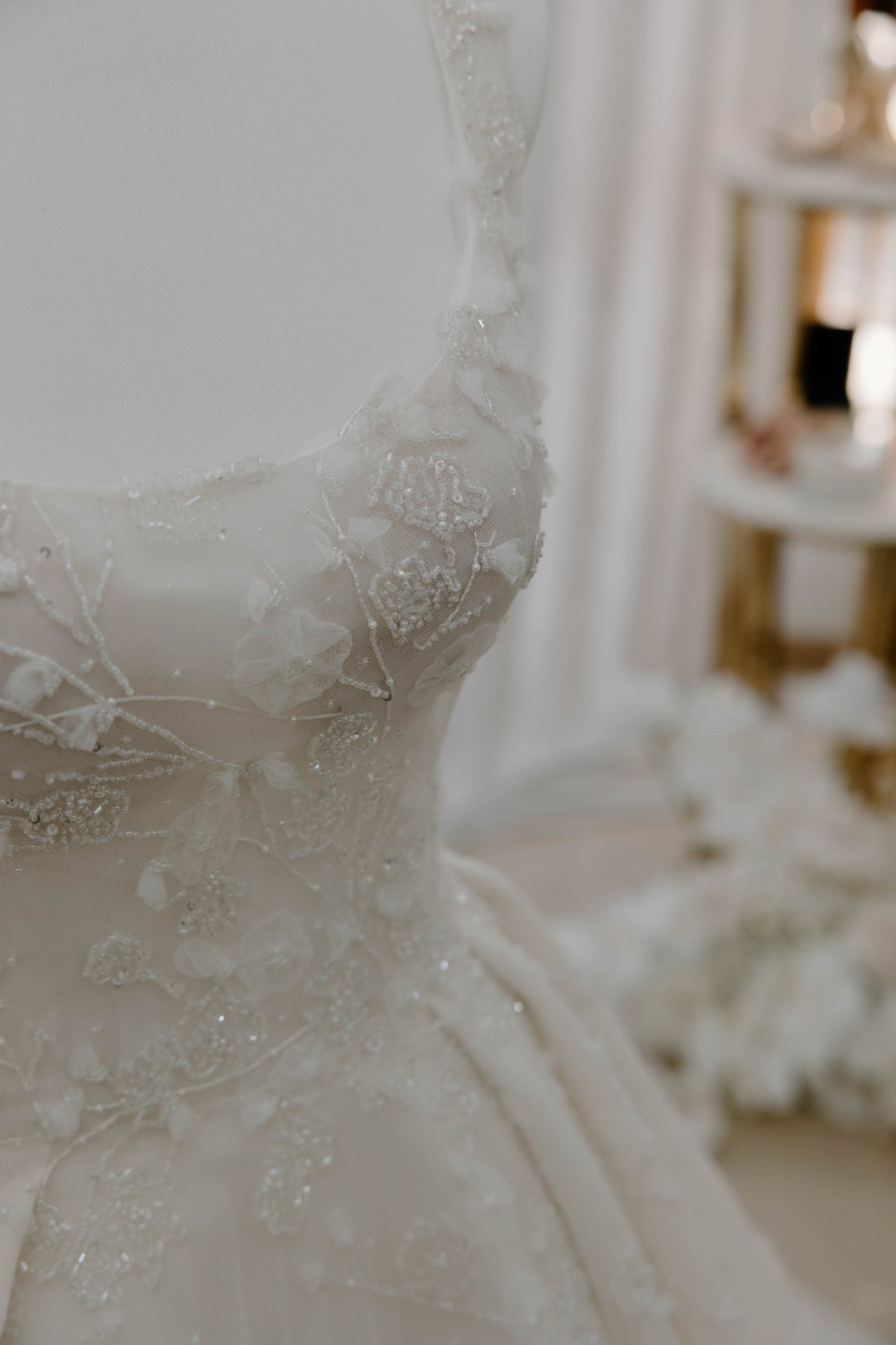 C2024-LDG3 - beaded sleeveless scoop neck wedding ball gown