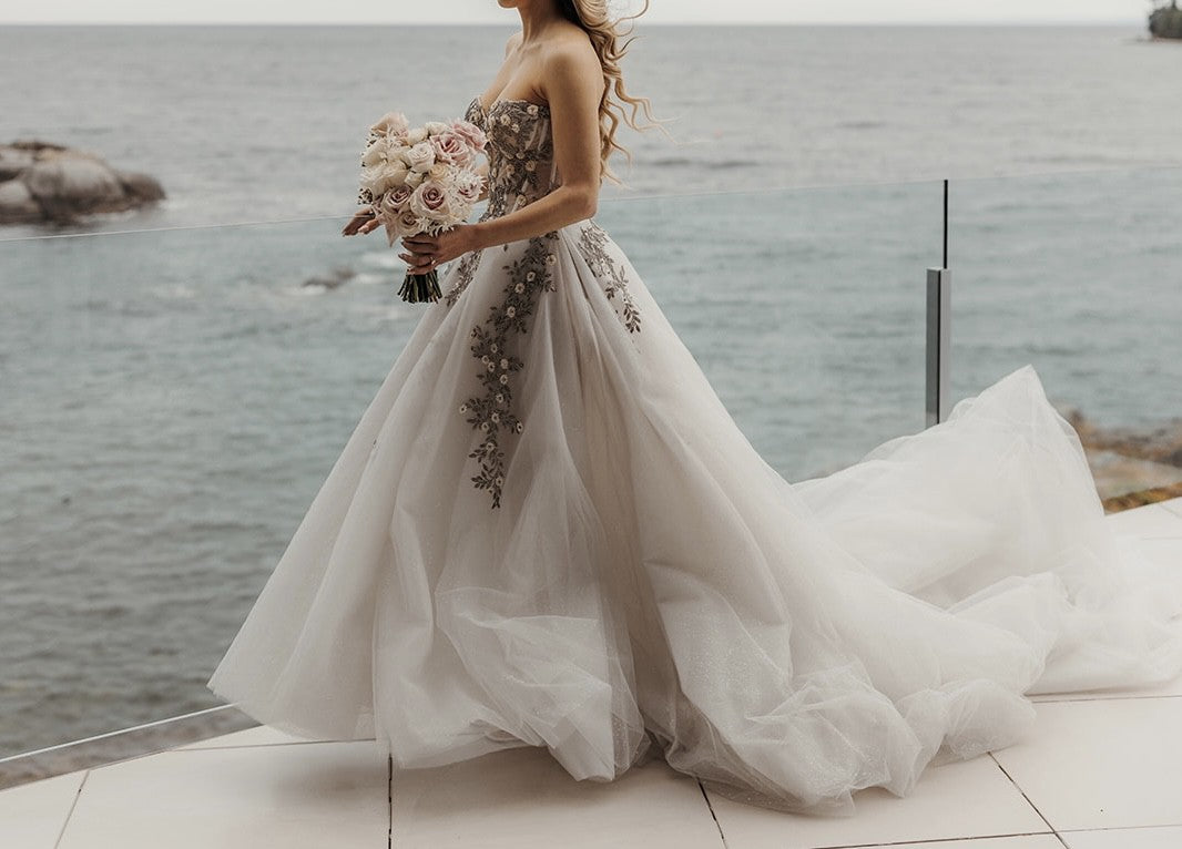 C2024-SBG49 - strapless sweetheart wedding gown