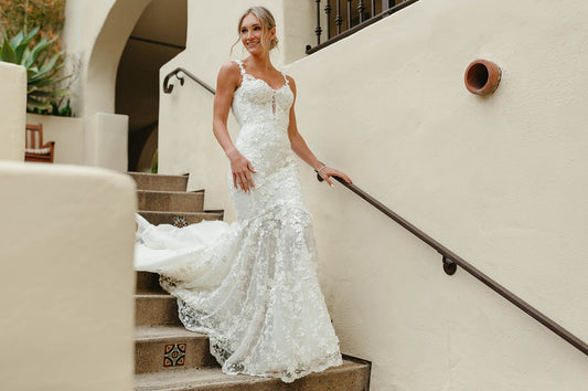 C2024-LB73 - elegant lace fitted wedding gown