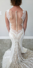 C2024-VS78 - Sleeveless sexy lace wedding dress