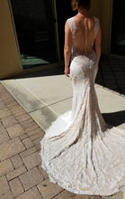 C2024-VS78 - Sleeveless sexy lace wedding dress