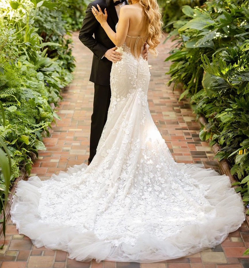 C2025-BB558 - sweetheart fit-to-flare mermaid wedding gown
