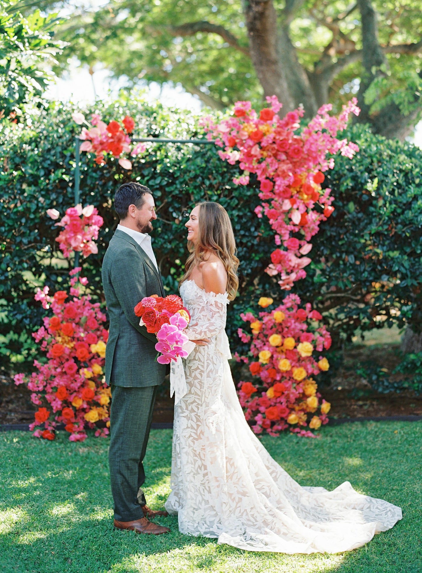 C2025-ES705 - strapless embroidered wedding gown