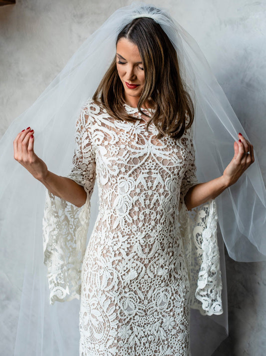 C2025-ES682 - long sleeve lace embroidered wedding gown