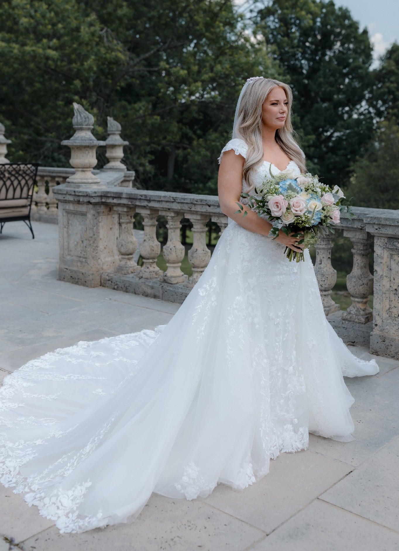 C2025-ML220 - cap sleeve lace wedding dress