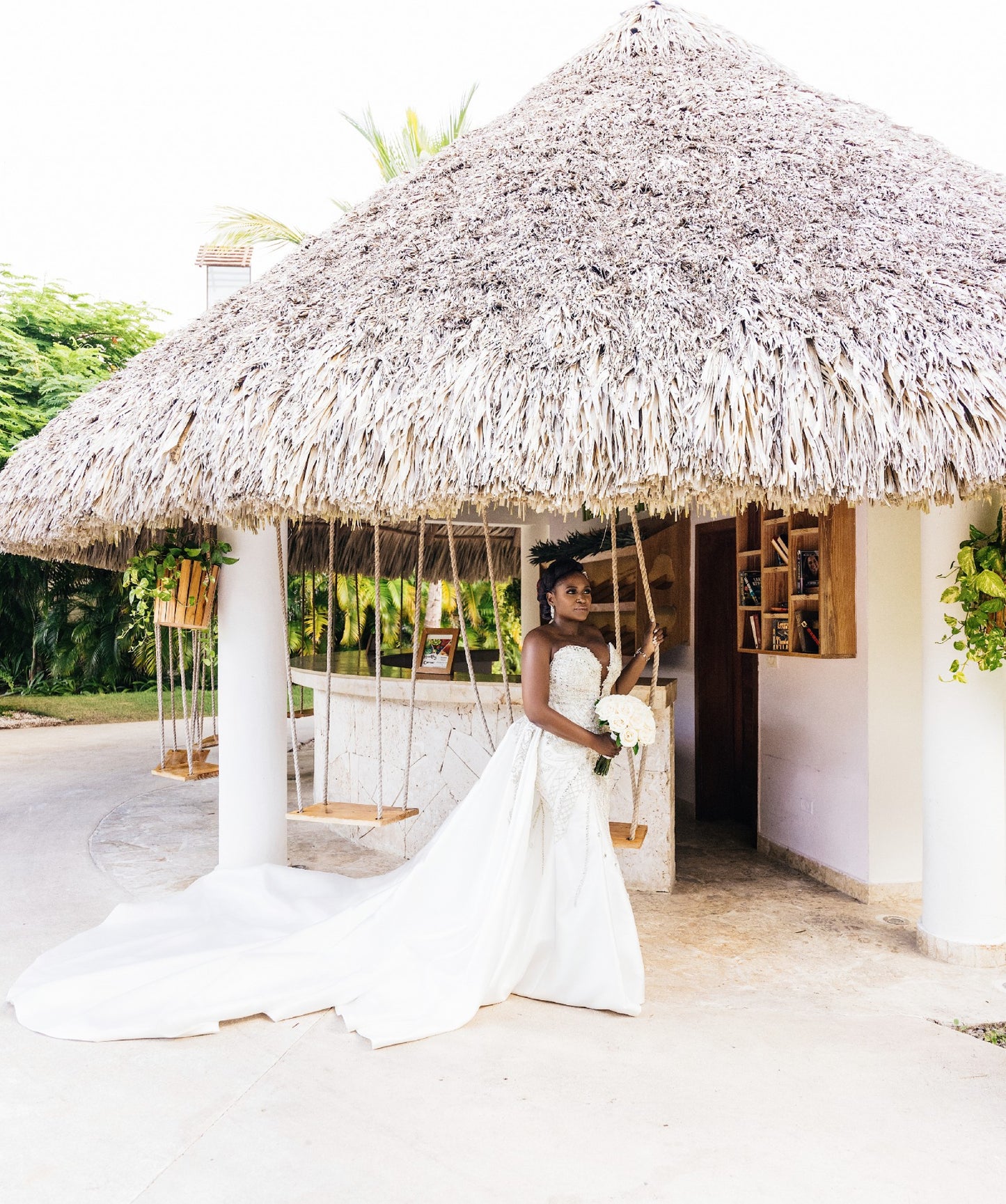 C2025-EA6018 - beaded strapless wedding gown