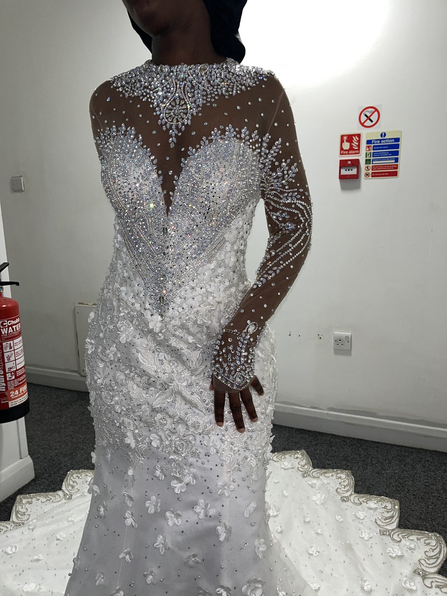 C2025-EA2840 - long sleeve bling beaded wedding gown