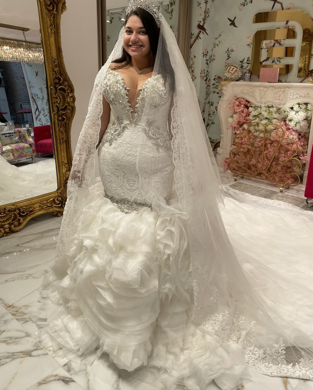 C2025-EA2915 - Off the shoulder mermaid fitted wedding gown