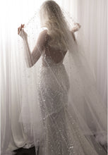 C2025-LDG-911 - beaded sleeveless v-neck wedding gown
