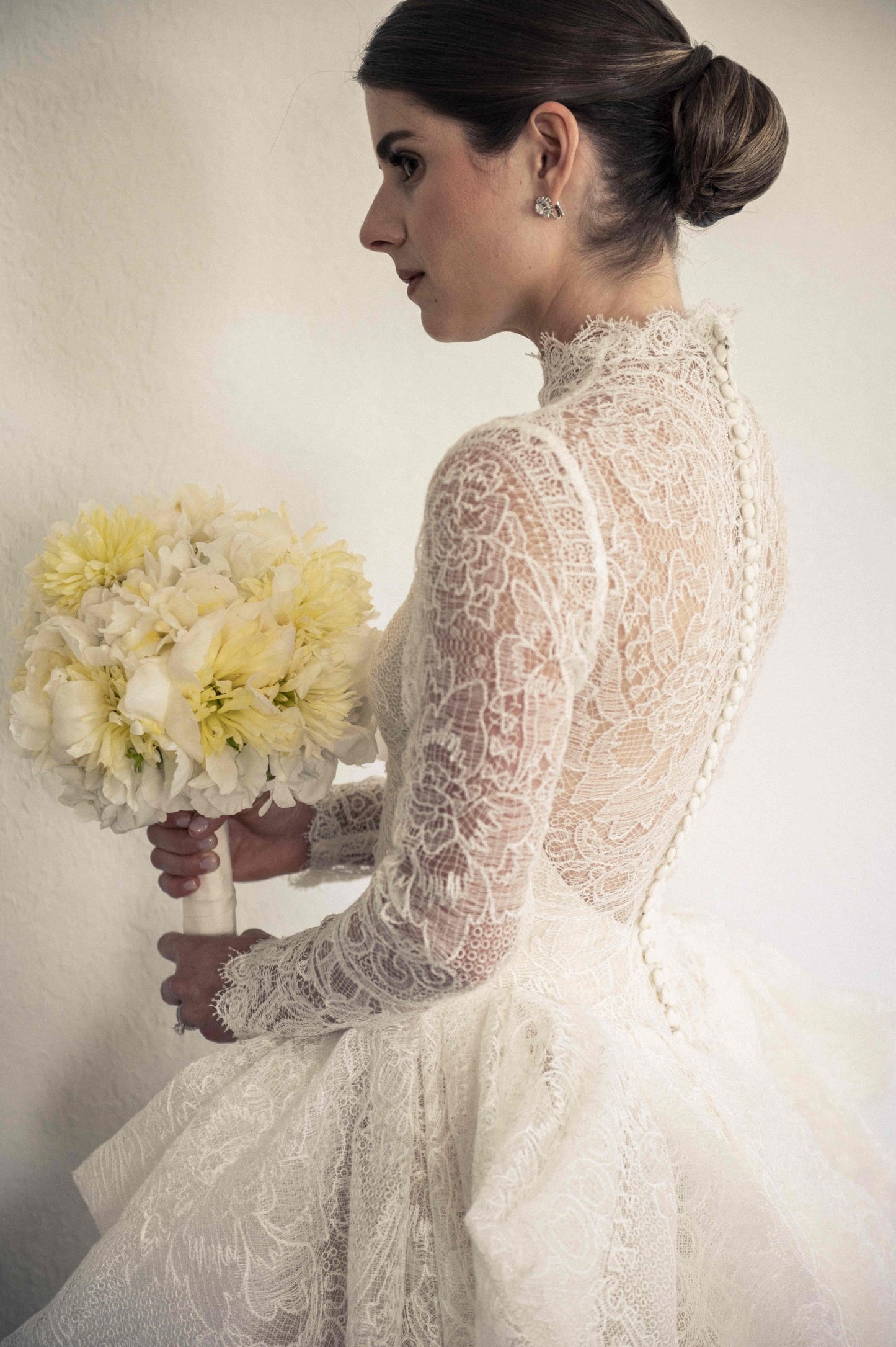 C2025-VW-1125 - Traditional long sleeve Modest lace Wedding Gown