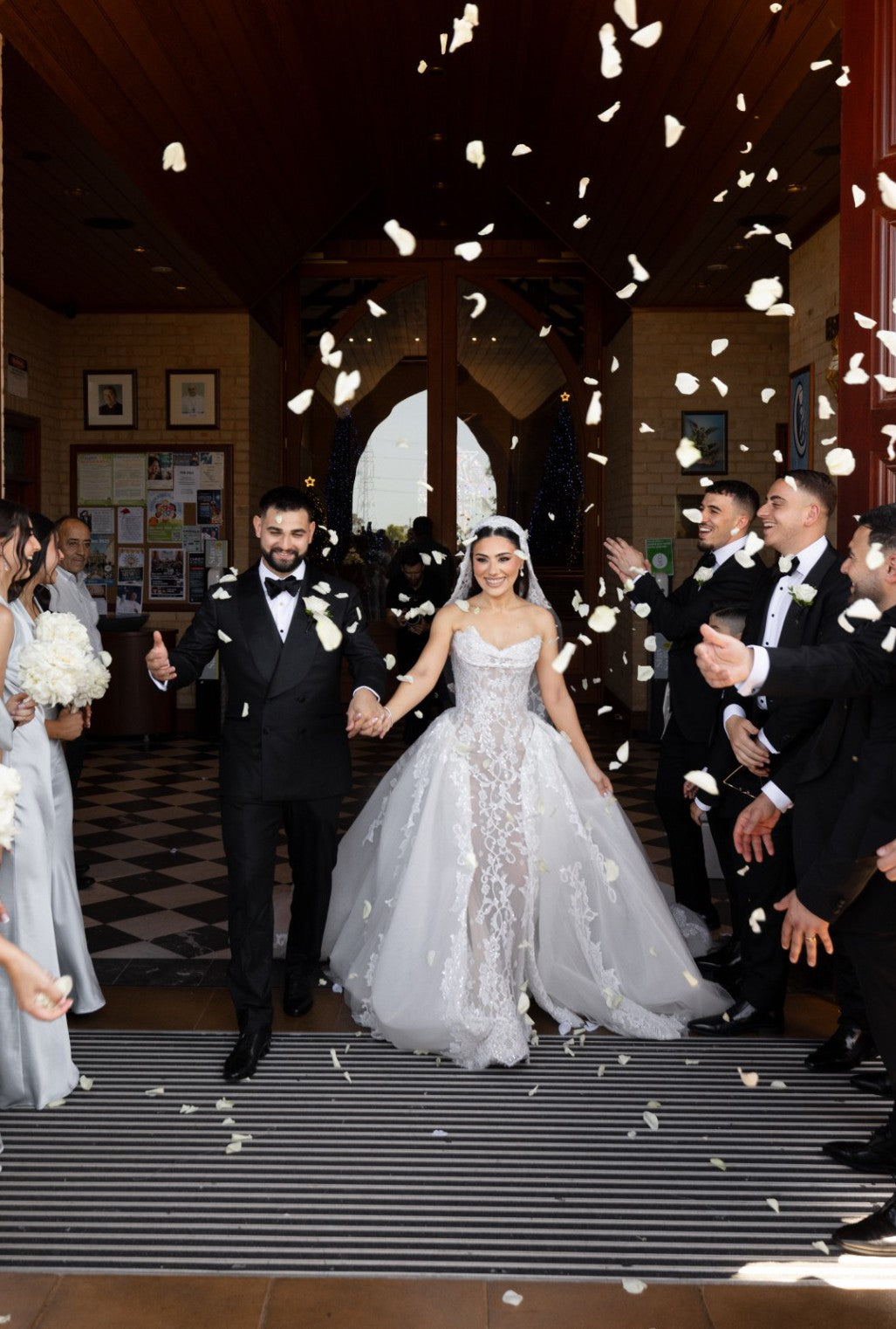 C2025-SK119 - strapless lace and embroidery mermaid wedding gown