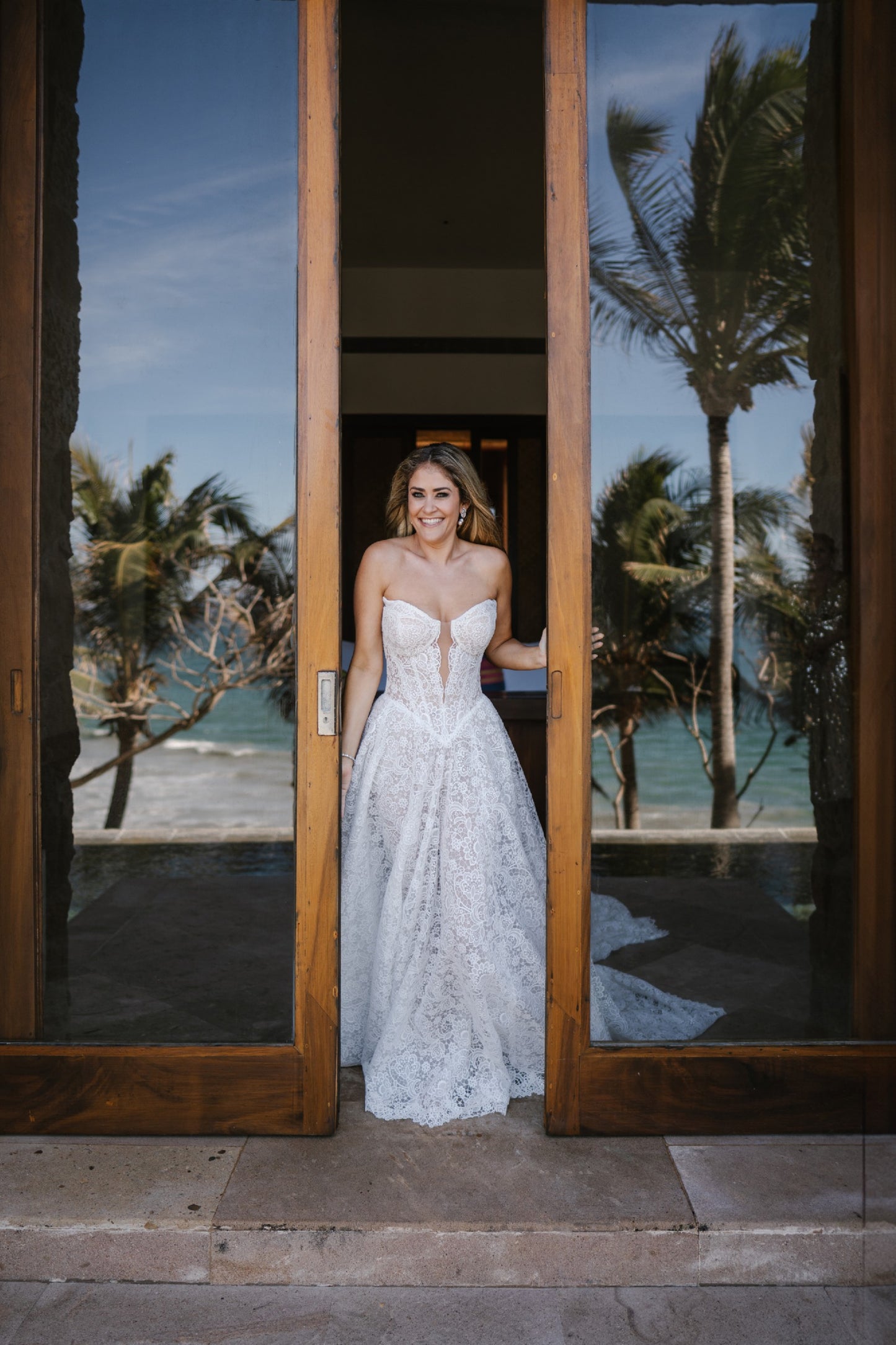 C2025-GL1176 - strapless lace corset a-line wedding gown