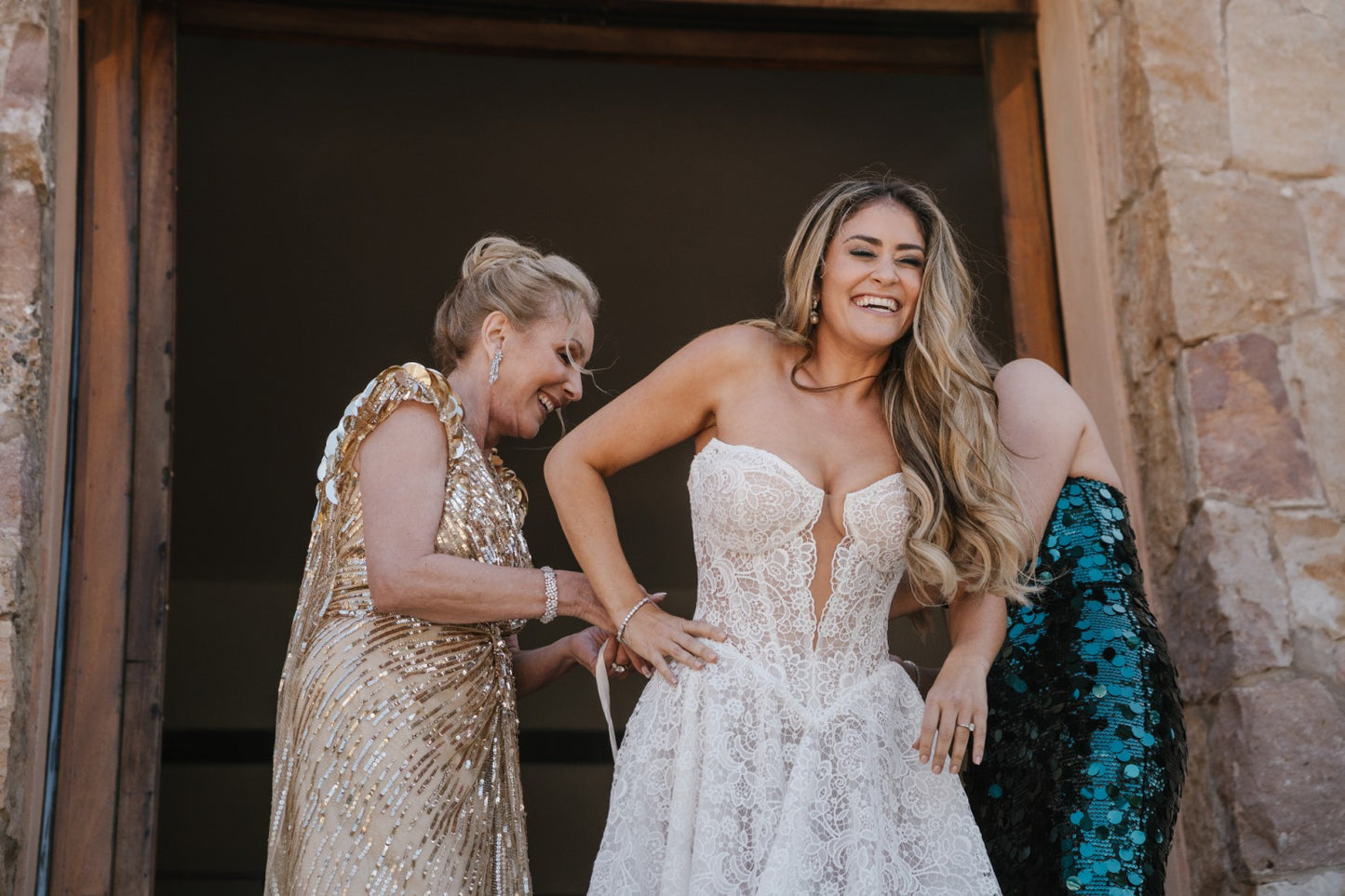 C2025-GL1176 - strapless lace corset a-line wedding gown