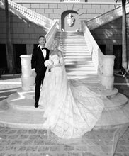 C2025-ZM28 - strapless lace patterned long sleeve wedding gown