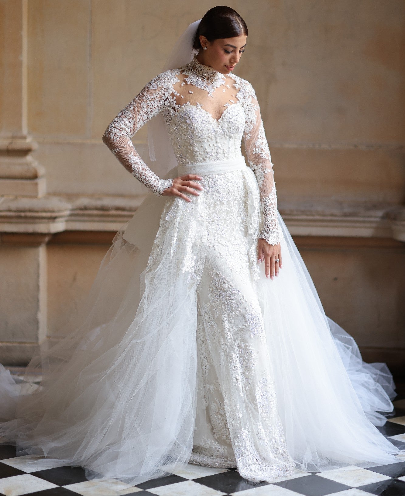 C2025-ZMLS01 - beaded long sleeve lace wedding gown