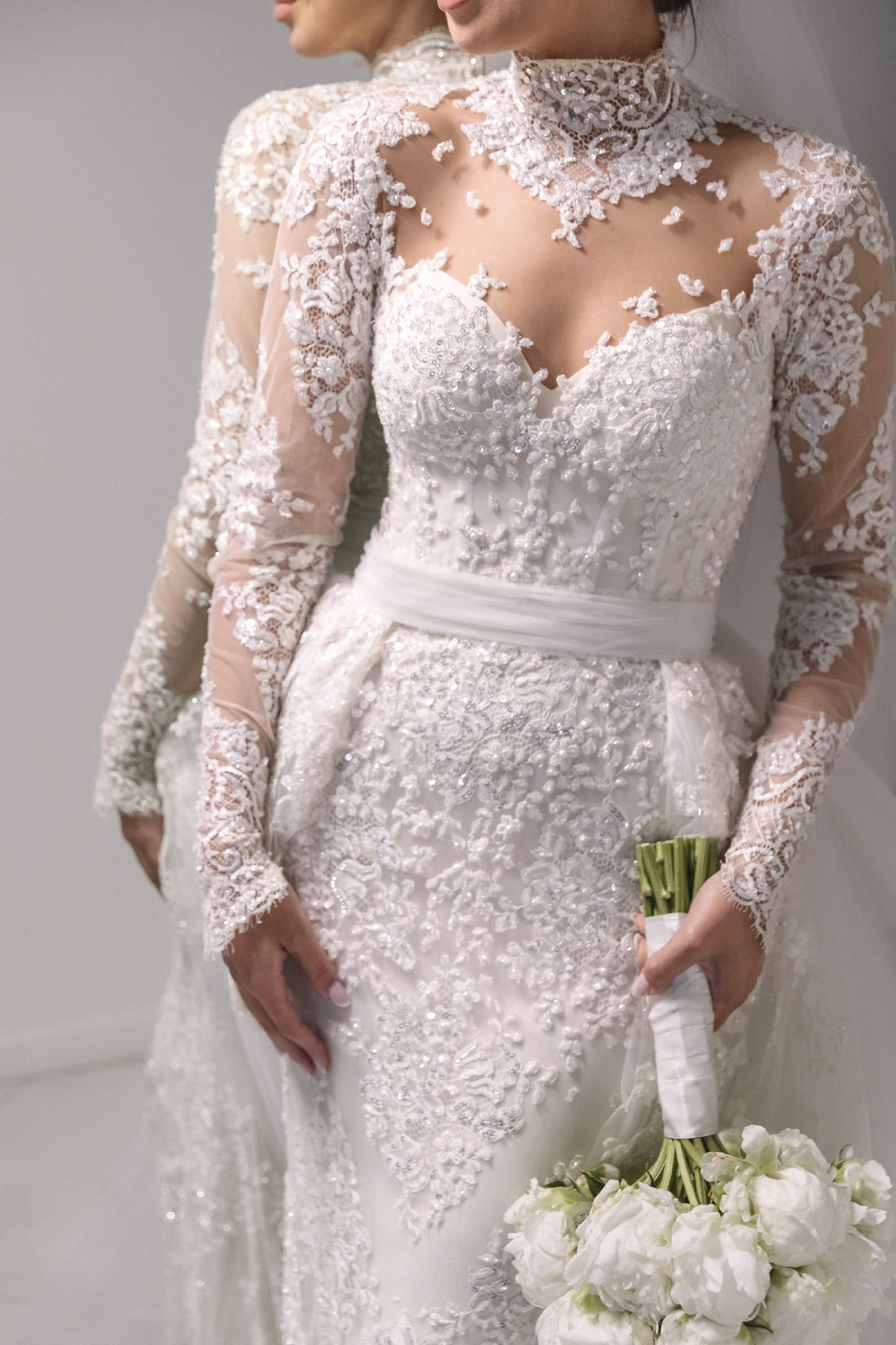 C2025-ZMLS01 - beaded long sleeve lace wedding gown