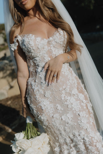 C2025-GL02 - sheer nude mermaid wedding gown