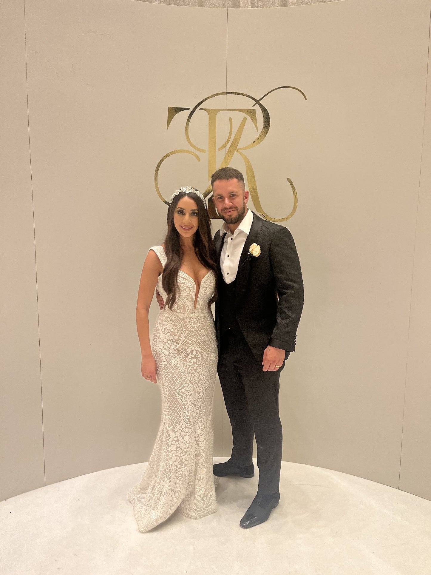 C2025-JT78 - embroidered long sleeve couture wedding gown